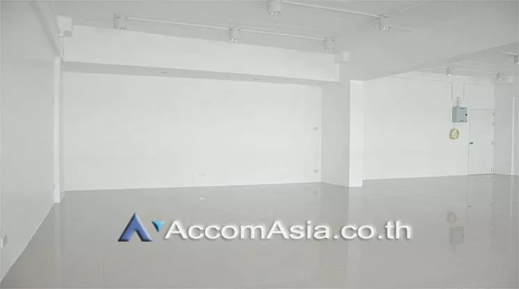 5  Office Space For Rent in Sukhumvit ,Bangkok BTS Phra khanong at Park Avenue AA14006